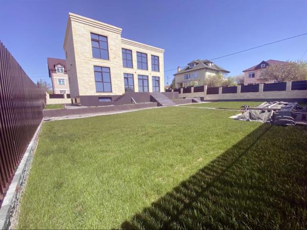 Предложение от собственника!     Продается новый двухэтажный дом площадью 300 м2 в 4 км.     от МКАД! — фото 4